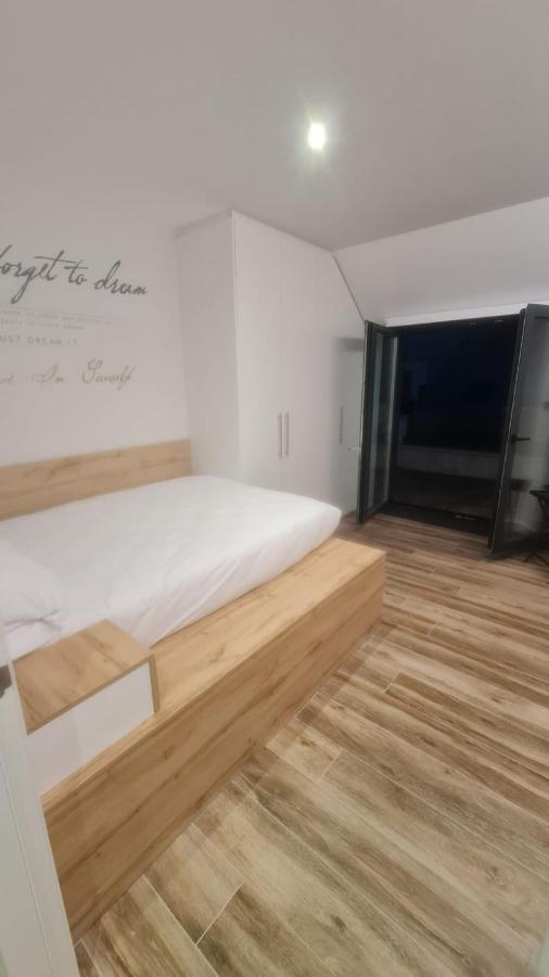 Апартаменты Duplex V53 Виго Экстерьер фото